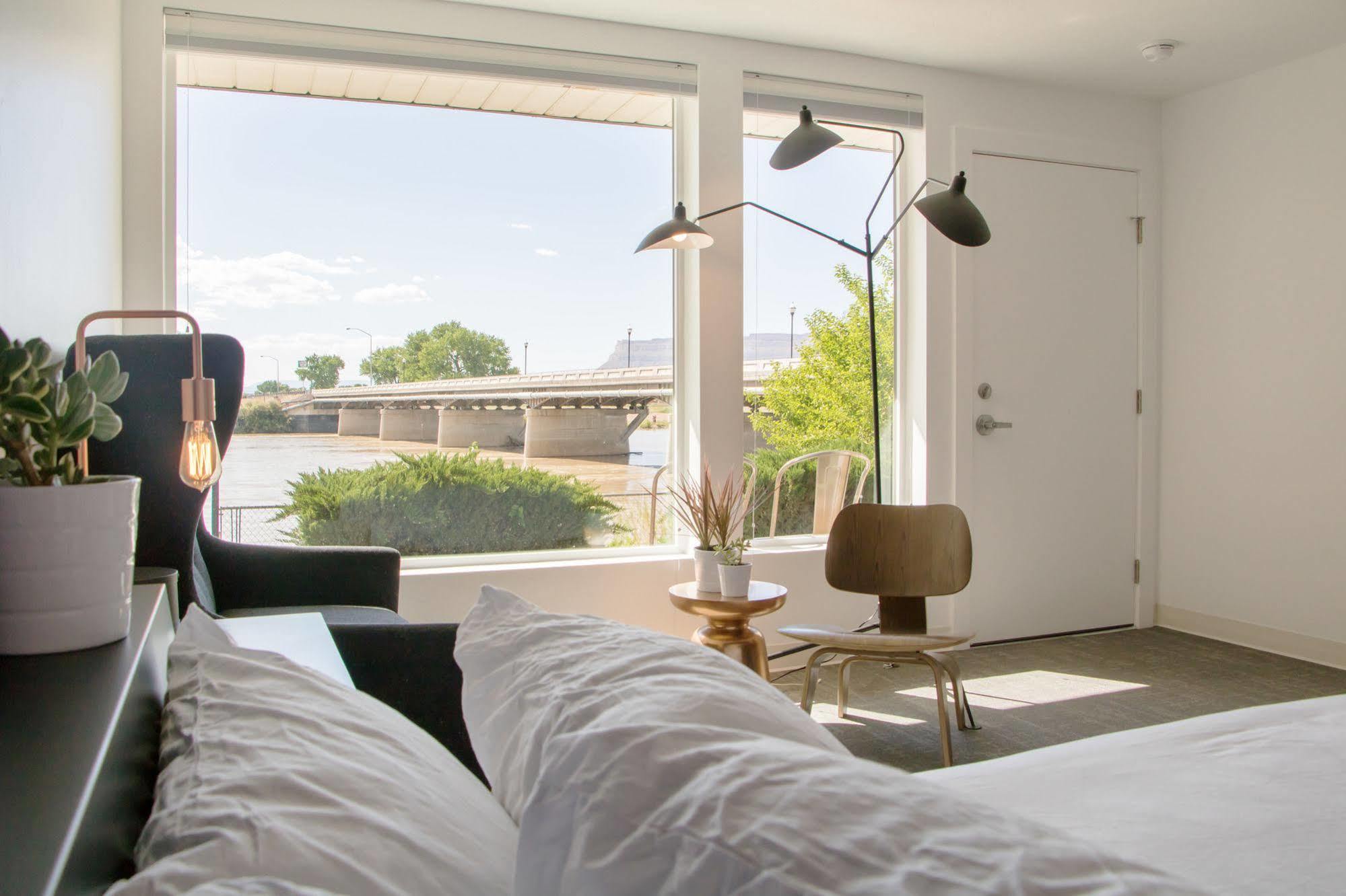 Skyfall Guestrooms Green River Luaran gambar